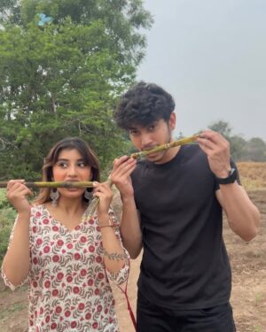 Somya Daundkar Instagram - When at the Village 💗keeping it raw🤭