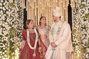Somya Daundkar Instagram - From stealing her clothes to sharing her big day it’s been quite the journey! 💗Now I have a brother-in-law to annoy too 😜Wishing these two lovebirds a lifetime of laughter, love and happily ever after! 🥂
Thanks to the amazing wedding planner @mywedzy for turning every little detail into pure magic🌸 & You made everything seamless, stunning, and unforgettable. Thank you for making her big day so special💗
📷@vb_bagde_mr.photographer
#SisterGotHitched #NewChapter