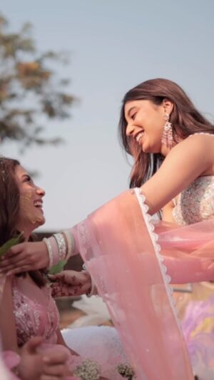 Somya Daundkar Instagram - Moments from the Haldi Day💗🌼
@doll.daundkar this girl started crying when it was my turn to apply her haldi🥺