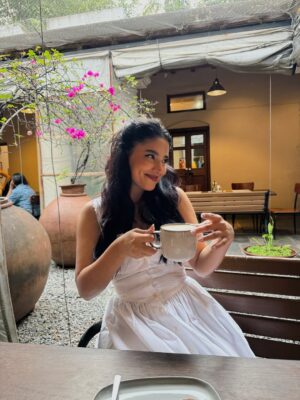 Somya Gupta Instagram - 💓 @summeraway 💓