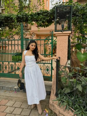 Somya Gupta Instagram - 💓 @summeraway 💓