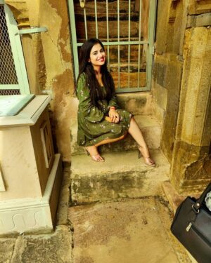Sonal Dadhich Instagram - When I started counting my blessings, I realized I have everything I could ever need. 🌸😇