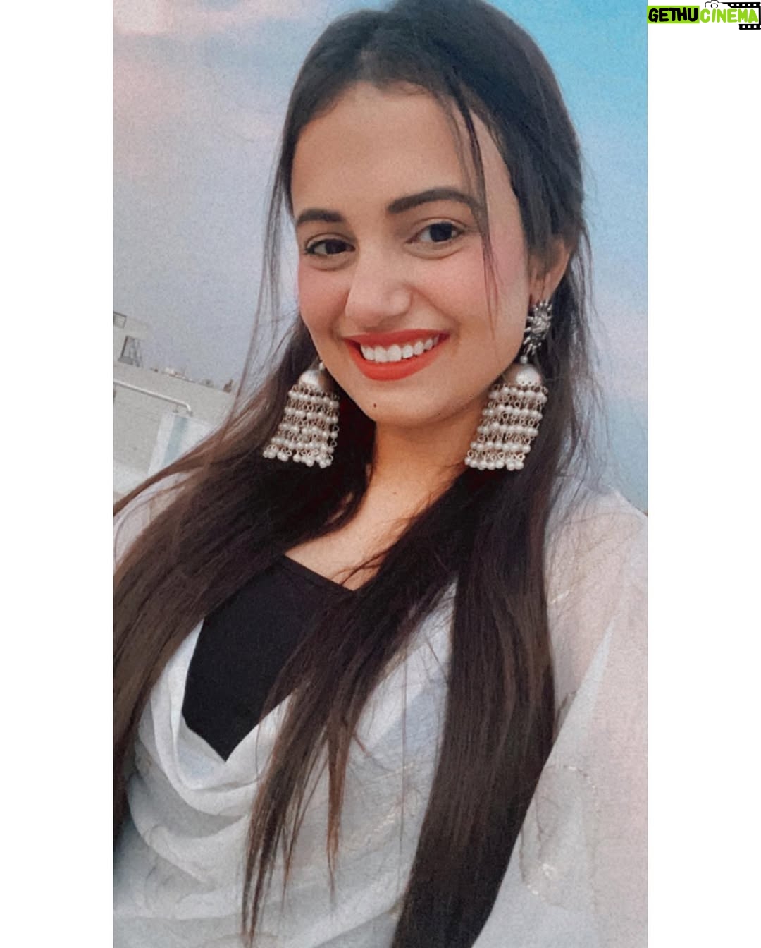 Sonal Dadhich - 13.7K Likes - Caption nahi mila 🙁
Caption de do koi 🥺🥺 
.
.
.
.
.
.
.
.
.
.
.
.
.
.
.
.
.
.
.
.
.
.
.
.
.
.
.
.
.
.
.
.
.
.
#sonaldadhich #instadaily #instagood #instafeed #instafashion #explore #explorepage #exploremore #trending #jaipurblogger #jaipur #jaipurbloggers #pictureoftheday #picoftheday #photography #moments #photooftheday