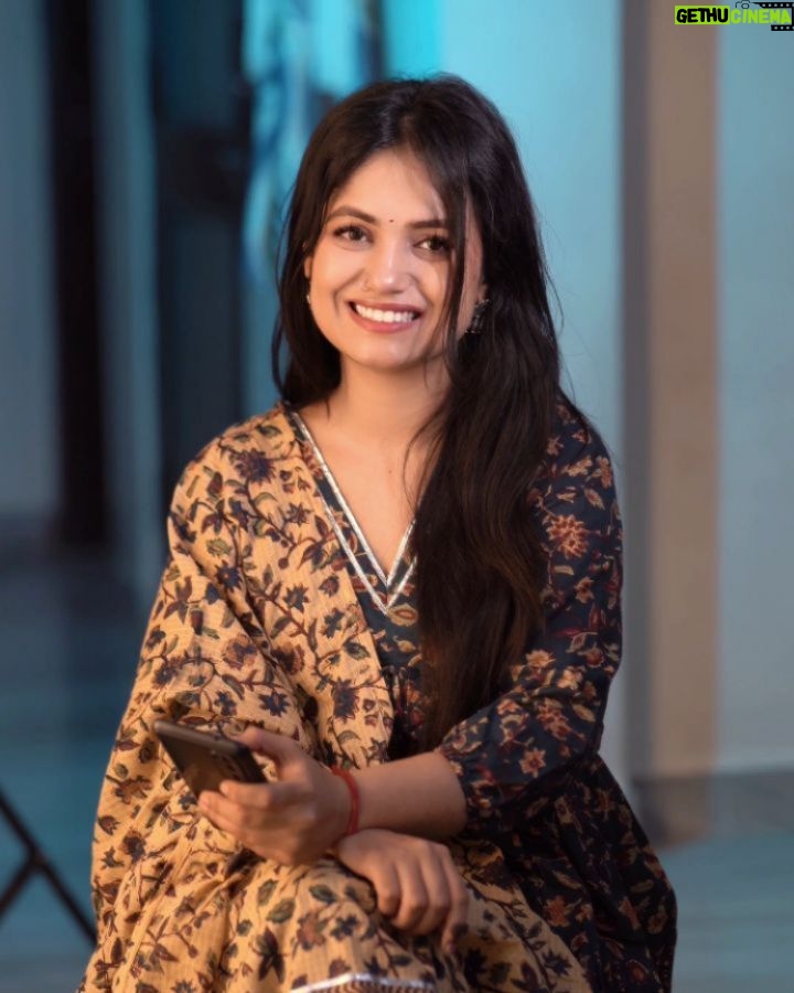 Sonal Dadhich - 26.9K Likes - 1, 2 or 3? 🌸💗

#explore #explorepage #trending #love #relatable #exploremore