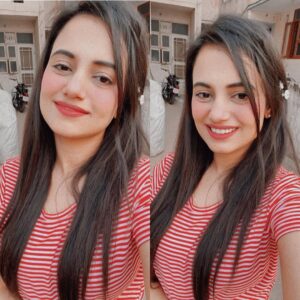 Sonal Dadhich Instagram - अच्छा सुनो, मेरा एक ख्वाब पूरा करोगे क्या
मेरे साथ केदारनाथ चलोगे क्या ?? ❤️❤️