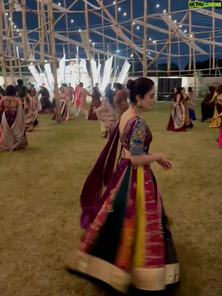 Sonali Kukreja - 2.2K Likes - First dhaniya experience in Ahmedabad ✨ 
Couldn’t have been better. Already waiting for next year!