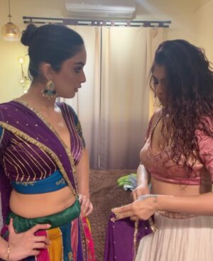 Sonali Kukreja Instagram - First dhaniya experience in Ahmedabad ✨
Couldn’t have been better. Already waiting for next year!