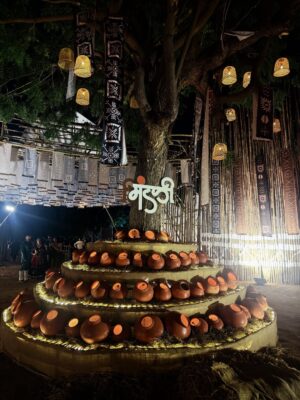 Sonali Kukreja Instagram - First dhaniya experience in Ahmedabad ✨
Couldn’t have been better. Already waiting for next year!
