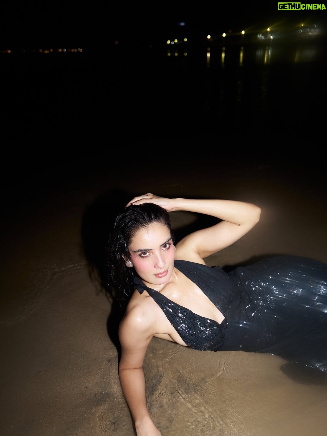 Sonali Kukreja - 2.3K Likes - Flash ,waves and my ride and die ✨ 
@bornglamorous_ 🫶🏻
📸Maestro @dyartisticc