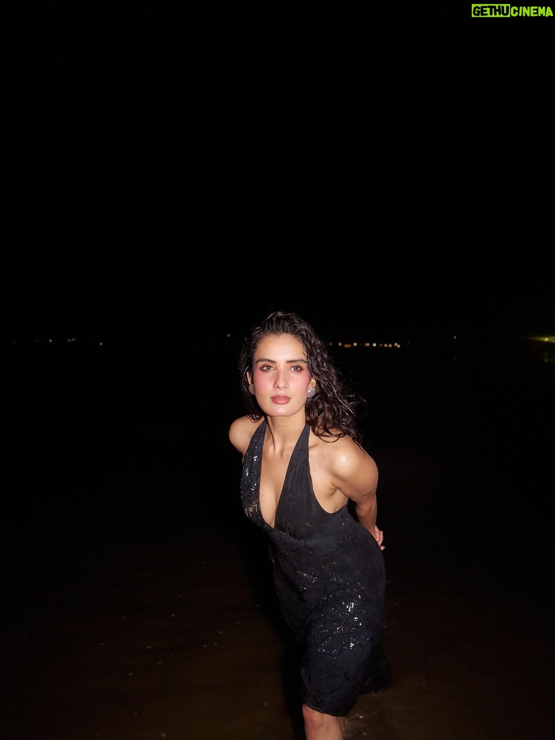 Sonali Kukreja - 2.3K Likes - Flash ,waves and my ride and die ✨ 
@bornglamorous_ 🫶🏻
📸Maestro @dyartisticc