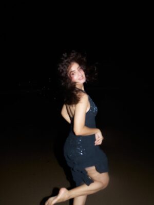 Sonali Kukreja Instagram - Flash ,waves and my ride and die ✨
@bornglamorous_ 🫶🏻
📸Maestro @dyartisticc