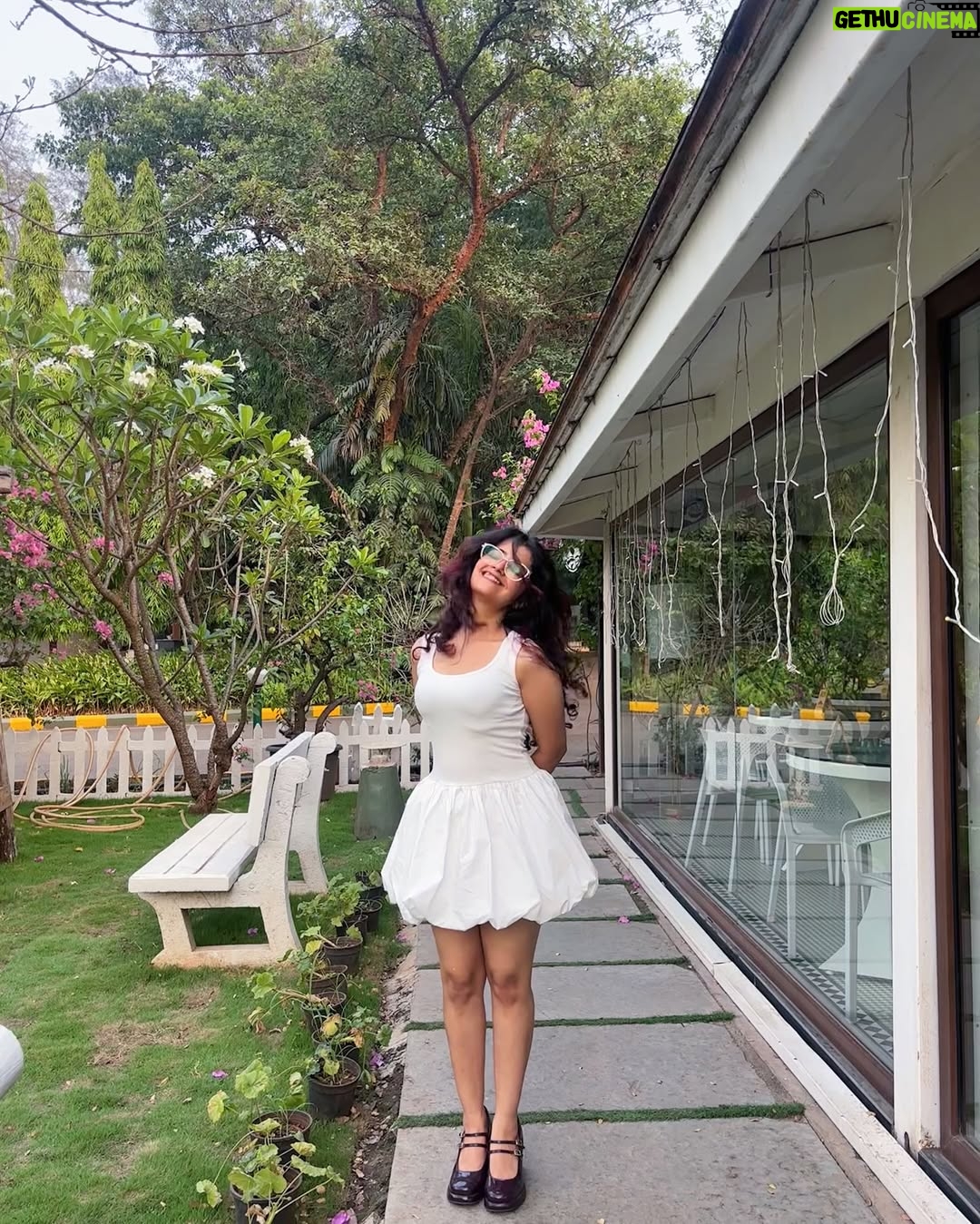 Sonali Priya - 23.7K Likes - new favourite dress🦢❤️‍🩹
.
.
.
.
.
.
.
#dress #outﬁtinspo #dressinspo #ootd #fashion #fashiondesigner #fashioninspo #fashionstyle #stylingtips #stylist #fashionblogger #stitch #stitching #sewing