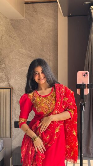 Sonali Priya Instagram - brb, maasis hyping me up in the gcšÆāāļø
.
.
.
.
.
#fashion #fashionblogger #fashionista #fashiondesigner #viral #fyp #sewing #stitching #explore #trending #weddingoutfit #momsweddingdress #redsuit #punjabisuit #ethnicoutfit #ethnicwear #outfitinspo #weddingsuits #redoutfit #weddingwear #indianwedding #salwarkurta