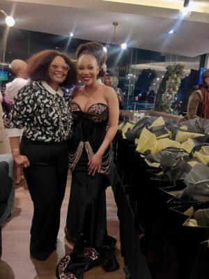 Sonia Mbele Instagram - My sister @yasirah_bhelz thank you for your stellar performance @vele_manenje your talent is completely unsurpassed @carsharenova thank you making us travel in style @busiswaah no one comes close ✨to ALL the speakers you touched many hearts 💛
