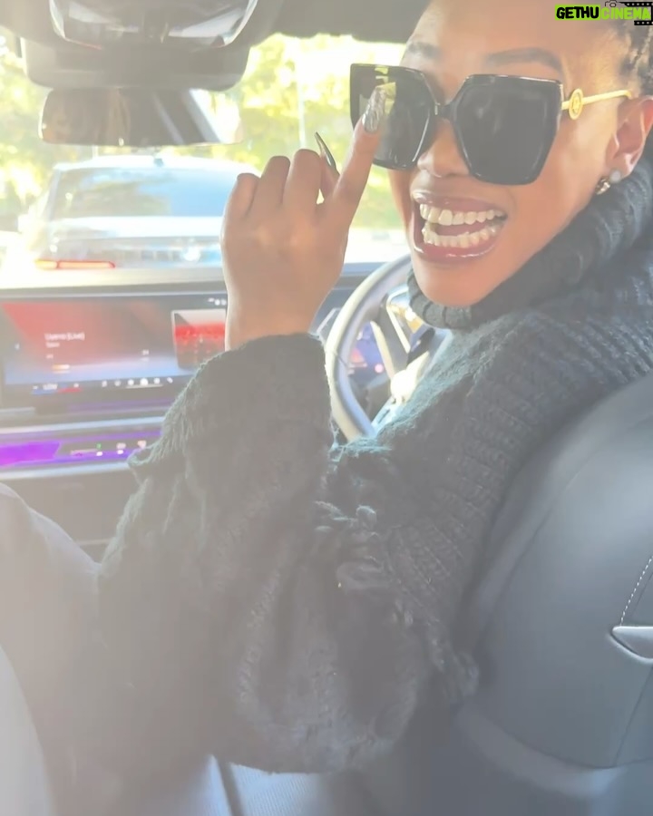 Sonia Mbele - 13.4K Likes - What a WEEKEND. The Charity Drive Trip to SunCity. 

#BMW
#Scento
#Glenfiddich
#herbelin 
#CelebrityDrive
#J’Adore
#Gert Johan Coetzee
#royalspasuncity