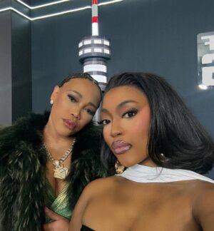 Sonia Mbele Instagram - @connie_ferguson Miss Connie I know we have our random talks…but there was NOTHING RANDOM about our discussing the 3rd Season of #kingsofjoburg it is scary good…and after binge watching tonight I’m like whatt 😳 you did it my sister, and I’m sure your Guardian Angel is looking on with pride 👏🏽 @clintonthebrink I thought I knew you…from playing friends and roomies on generations to this df!!!
#bravo 
#welldone 
#kingsofjoburg 
#netflix 
#gamechanger 
#bingewatch