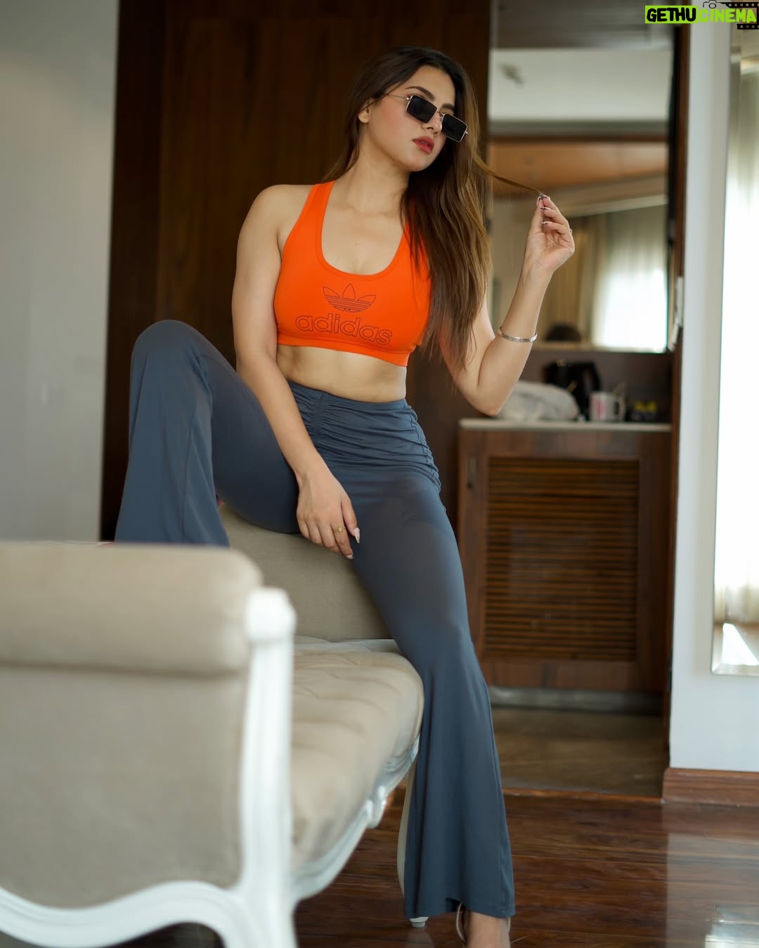 Sonia Verma - 18.5K Likes - Too rare to care.👊👻