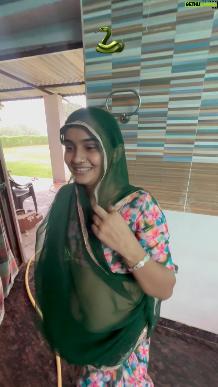 Soniya Meena - 61K Likes - 🐍 saanp as gya😳 #reelsinstagram #trendingreels #reels #foryou #foryoupage #reelsindia #reelsvideo #viralreels #trending #viral #bmw