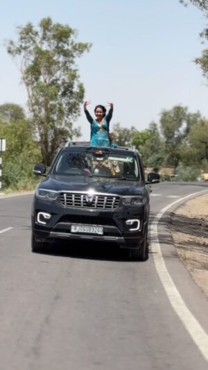 Soniya Meena Instagram - Enjoy ❤️ #reelsinstagram #reels #trendingreels #foryou #foryoupage #reelsindia #viralreels #trending #viral #bmw