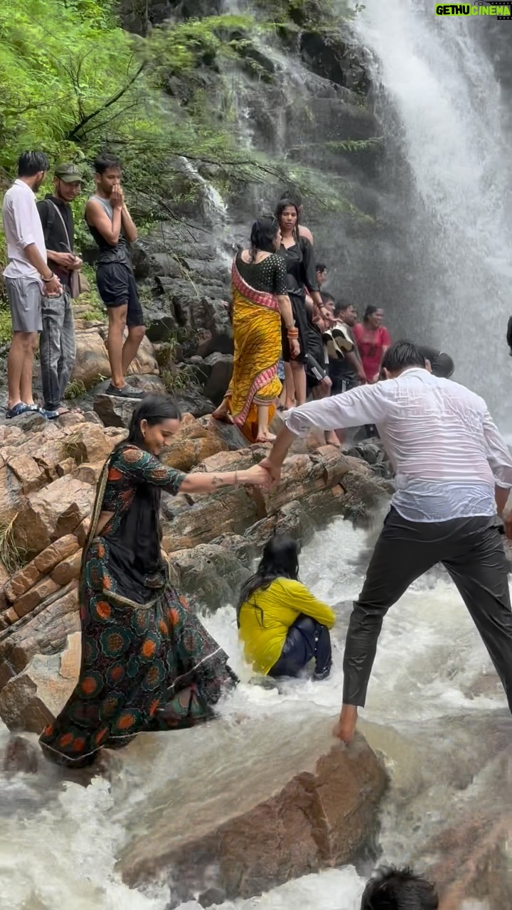 Soniya Meena - 94.3K Likes - Location btao ❤️ #reelsinstagram #trendingreels #reels #foryou #foryoupage #reelsindia #reelsvideo #viralreels #trending #viral #bmw
