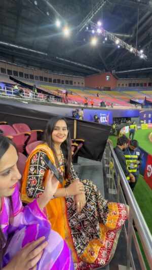 Soniya Meena Instagram - Miss u yar❤️ @dpkmee_na #reelsinstagram #trendingreels #reels #foryou #foryoupage #reelsindia #reelsvideo #viralreels #trending #viral #reels #facebookreels #trendingreels