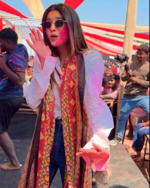 Soniya Official Instagram - Wishing a happy HOLi my insta family 🎨❤️🙌🏻
#instagood #explore #photo #holi