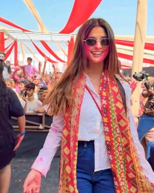 Soniya Official Instagram - Wishing a happy HOLi my insta family 🎨❤️🙌🏻
#instagood #explore #photo #holi