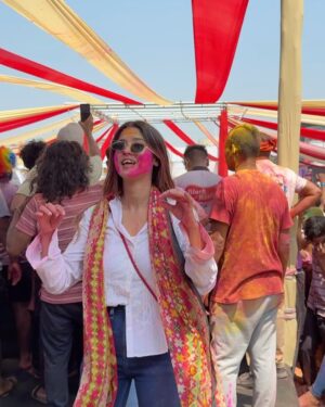 Soniya Official Instagram - Wishing a happy HOLi my insta family 🎨❤️🙌🏻
#instagood #explore #photo #holi