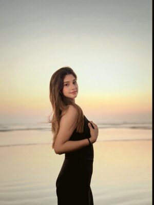 Soniya Official Instagram - Ye Shahil aur samundar 🌊🦋
#photo