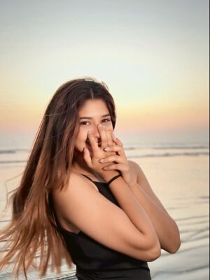 Soniya Official Instagram - Ye Shahil aur samundar 🌊🦋
#photo