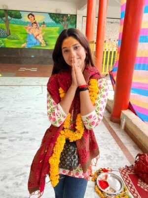 Soniya Official Instagram - Har har Mahadev 📿🌸❤️
#photo #instagood #explor #ujjain