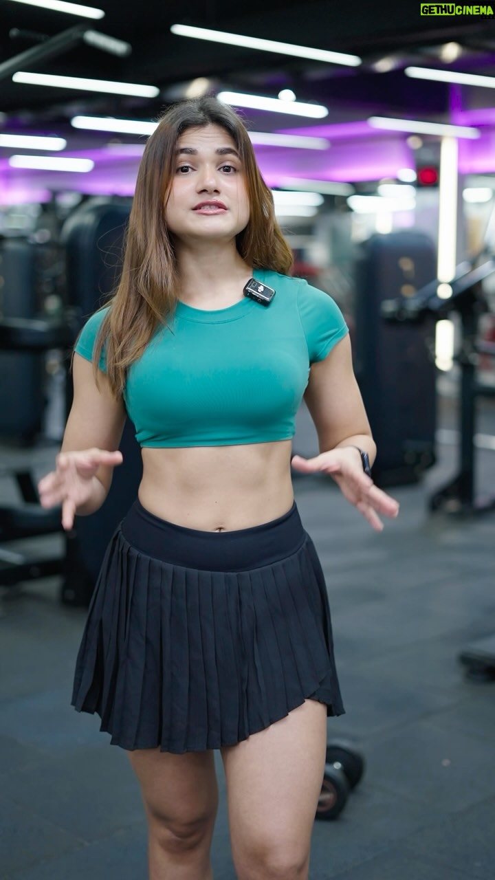 Soniya Singh Khatri - 638.7K Likes - Belly Fat 💁🏾‍♀️