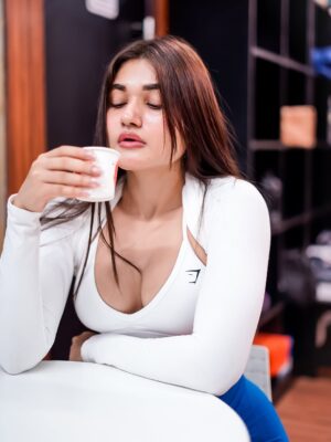 Soniya Singh Khatri Instagram - 🤷🏾♀️