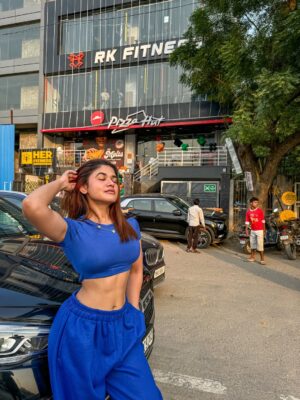 Soniya Singh Khatri Instagram - 🤷🏾♀️
