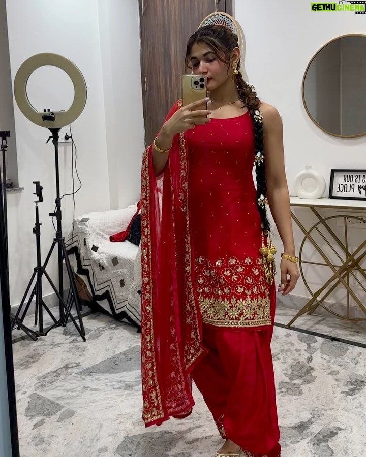 Soniya Singh Khatri - 225.6K Likes - 🤷🏾‍♀️