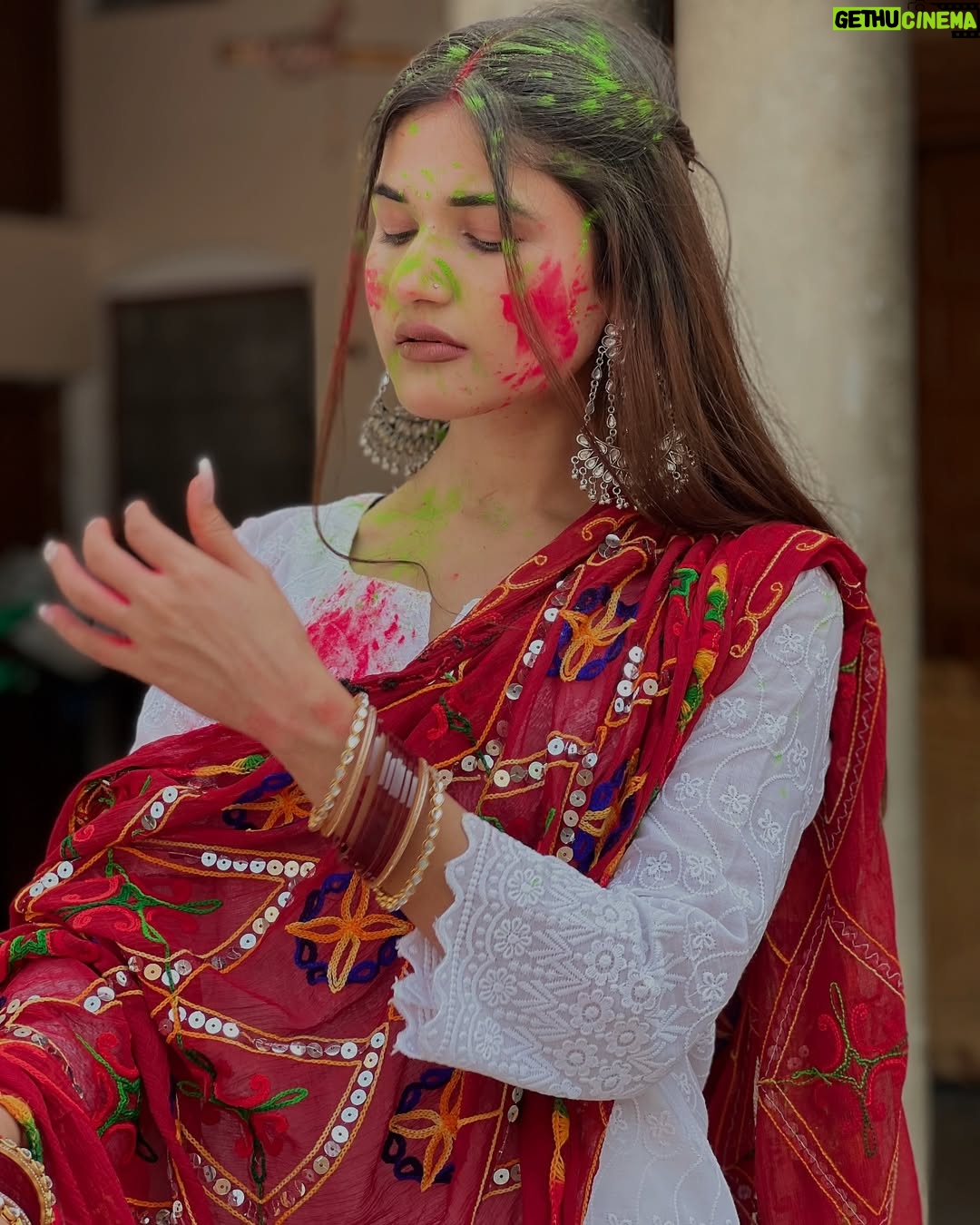 Soniya Singh Khatri - 209.9K Likes - Happy holi ❤️