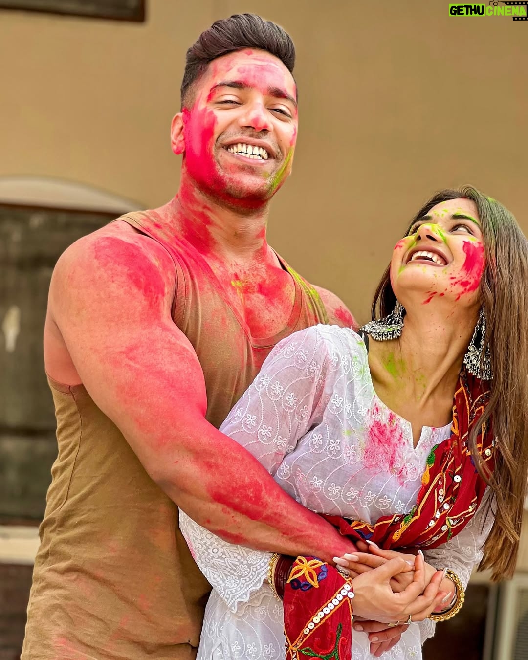 Soniya Singh Khatri - 209.9K Likes - Happy holi ❤️