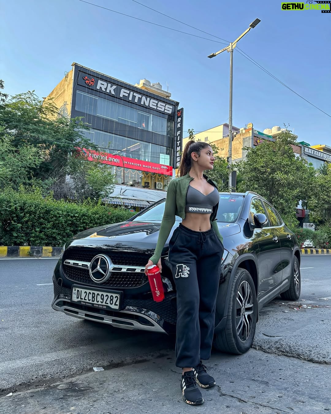 Soniya Singh Khatri - 266.2K Likes - 🤷🏾‍♀️