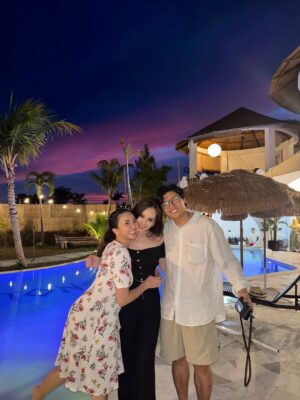 Sophia Albarakbah Instagram - So blessed to have them 🥰.