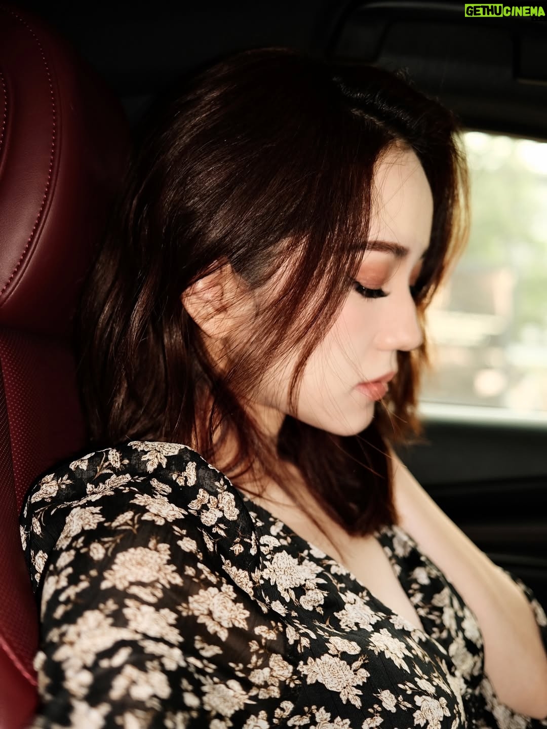 Sophia Albarakbah - 11.5K Likes - Hi
