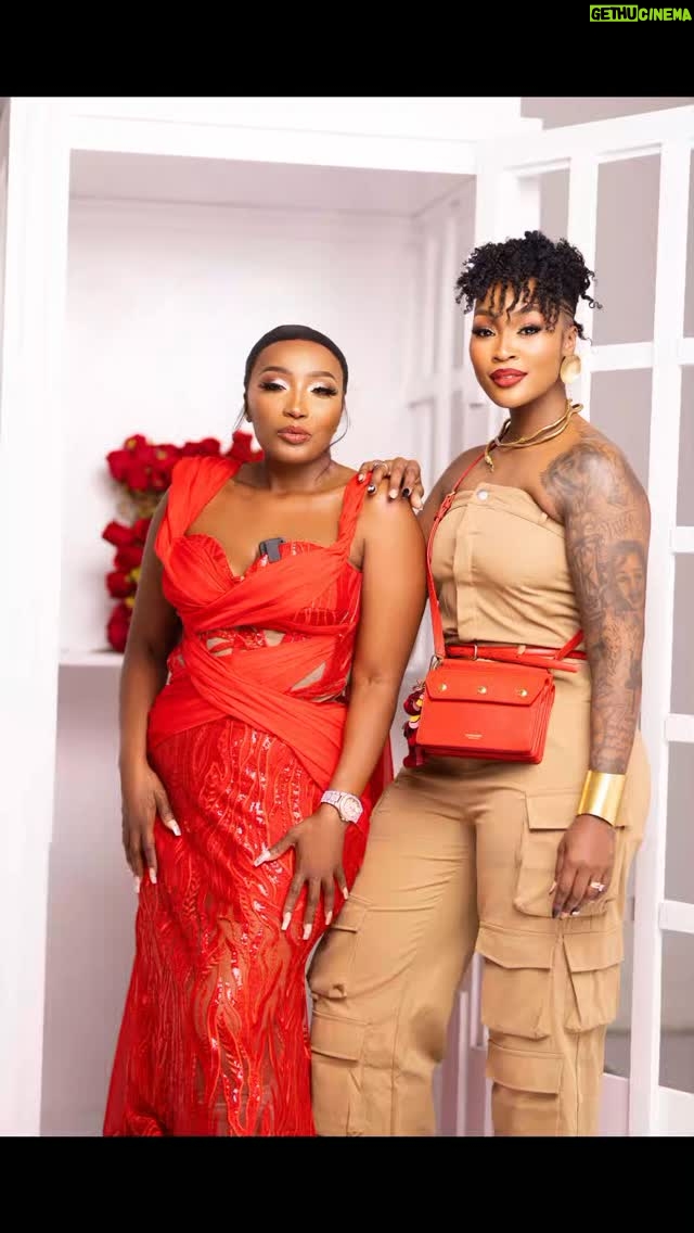 Sophie Ndaba - 3 Likes - Youll never stand alone as a Wonder SAW Woman👑💃

Our vision is to stand with you as you Reset and Rebuild.

Our love and support is standing by🌹❣️

#saw👑🧡 
#shesawonder 
#SAW
@shesawonder_africa