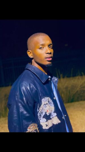 Sophie Ndaba Instagram - My Precious Ocean my Lewatle my Lwandle. Just look at you❤️ i just love the young Man you've become.🥳
Mommy thanks God for you daily. I pray for you more than i pray for myself. For God to keep you. Advance you towards his glory.🙏🏼
You saved my life more than even I can remember😥. too young to take on such a responsibility. but you did. and God will reward you with more years for your selfless love❣️👑
When you came into my life in a Rush 😅as a Prem baby 2 months early. I had no idea you just had to be here so i have my Angel on earth🥰
You're not perfect but you're perfect for me and you're just how God pre destined you to be🙌
Keep your heart and eye on Jesus with no compromise for the world and what they think. You're great in all you do because yoy work hard at your Dreams & Craft and God will reward every move and step you make. Remember storms will always make you stronger💫
I Decree and Declare in Jesus name that youre blessed coming in and out all the days of your life❣️🔥
I Love you my Ocean my Lewatle my LWANDLE❤️❤️❤️
HAPPY 25TH BIRTHDAY
🎉🎊🎉🎊🎉🎊🎉🎊🎉🎊🎉🎁🎤🎶🎵🎤🎶🎶🎤🎵🎤🎹
@oceanl_sa
#birthday
#25th
#celebrations