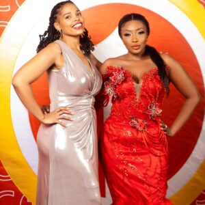 Sophie Ndaba Instagram - About Last Night🥂
We celeberated the Creme DeLaCreme of the Television Soapie Talent! Thanks to the @royaltysoapieawards our industry Talent is recognised.
Cheers to all the Winners!🥂
My fab 👗 by @otiz_seflo
My all round glam💄👑 by @mm_exotic_salon