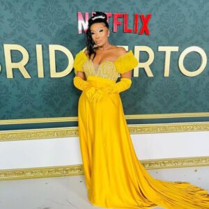 Sophie Ndaba Instagram - Her Majesty the "King Sophie", has the pleasure of sharing her weekend moments for an invitation honoured in celebration of the #netflixsa @bridgertonnetflix
#bridgertonseason3 premiere👑
Thank you to her Royal glam fam for always uderstanding the Royal Brief...👑
👗@otiz_seflo
💄👑 @mm_exotic_salon
📸@mfana_ka_maluleke