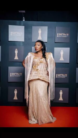 Sophie Ndaba Instagram - Last Sat was loads of everything as SA's creme d3 la creme Thespians in the creative arts were honoured!💫
#saftas18
#saftas
#sabc2
#mzansimagic
@newromantics