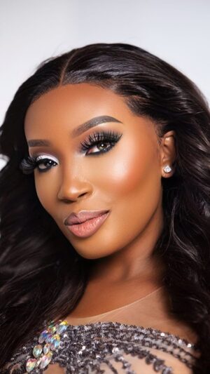 Sophie Ndaba Instagram - Super excited to be seated as an "Offical Judge" once again💃👑
Counting Down to the 22nd August 2024
@opulentmodels_southafrica @sun_timesquare
#topmodelSA
Where confidence is birthed👑🥂💃
#topmodelsa
#opulentmodels
#topmodel_uk
#modelcompetition
#THEREISNOGREYAREA