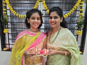 Sreeja Akula Instagram - Celebrated Diwali with my entire family before I leave for my next tournament in Germany🏓
Happy Diwali everyone! 🪔 💫🌟🫶🏼