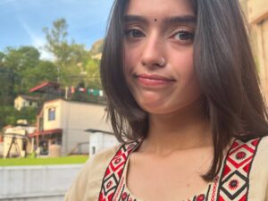 Srishte Kalia Instagram - When you don’t know the answer just smile 😋

#thegirlfromhimachal 
#instagram #instadaily #instafeed #instapost #post #explorepage #random #fyp #picturedump #foryoupage
