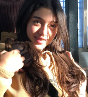 Srishte Kalia Instagram - Love how the sunlight feels 😶‍🌫️

#thegirlfromhimachal 
#instagram #instadaily #instagood #instamood #instaphoto #instapost #post #instafeed #explore #explorepage #ecplorepage✨ #trending #trend #fyp #foryou #foryoupage