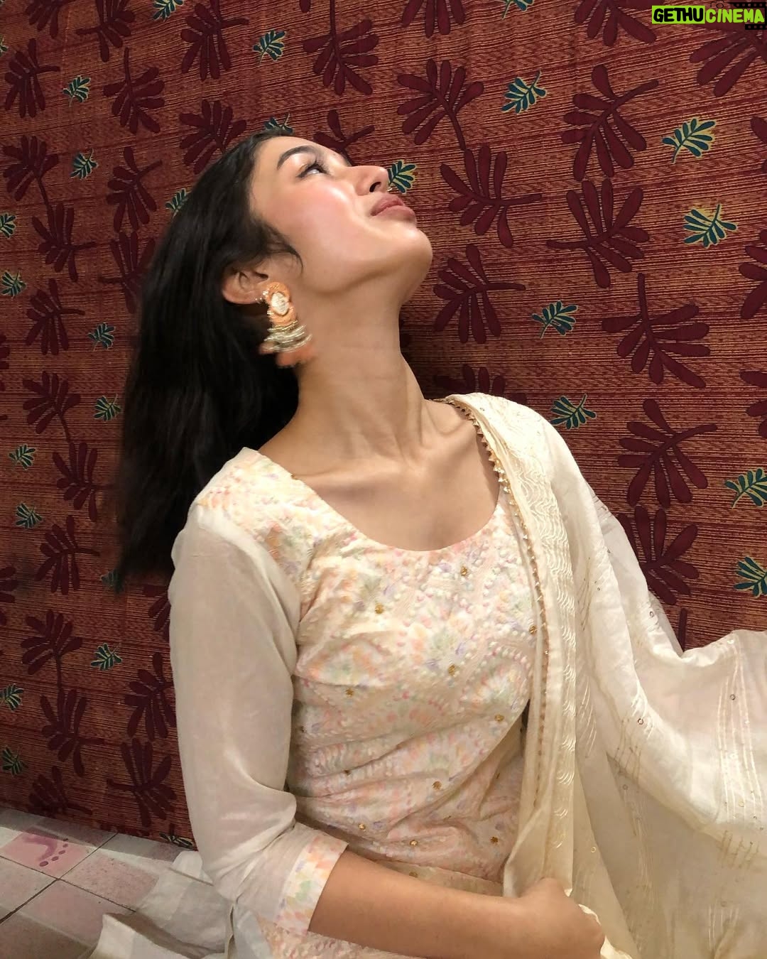 Srishte Kalia - 17.4K Likes - That picture dump 🥹
.
.
#thegirlfromhimachal 
#instagram #instadaily #instagood #instadaily #instalike #instapost #feed #post #picturedump #random #explorepage #explore #fyp #foryoupage